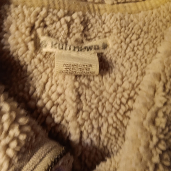 RUFF HEWN FLEECE VEST - Picture 3 of 4